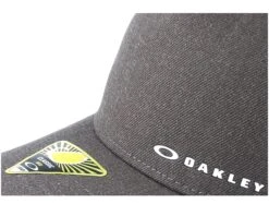 Chalten Grey Jet Black Trucker - Oakley -Oakley 888896412677 5